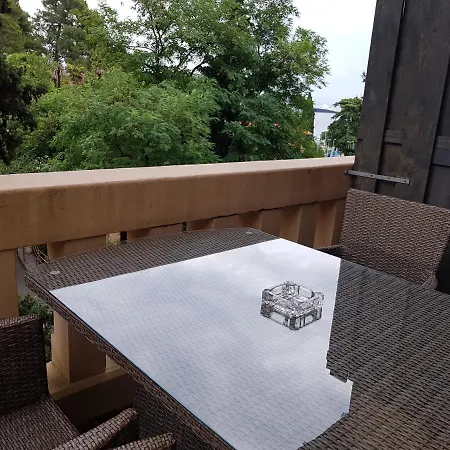 Nena With Private Free Parking *