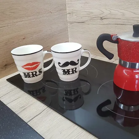 Nena With Private Free Parking 公寓